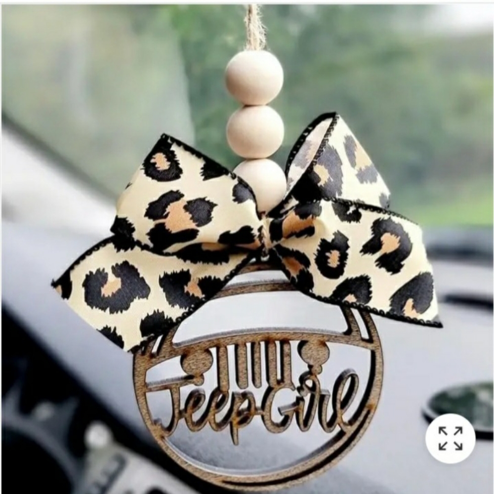 NWT Jeep Girl Car Charm
